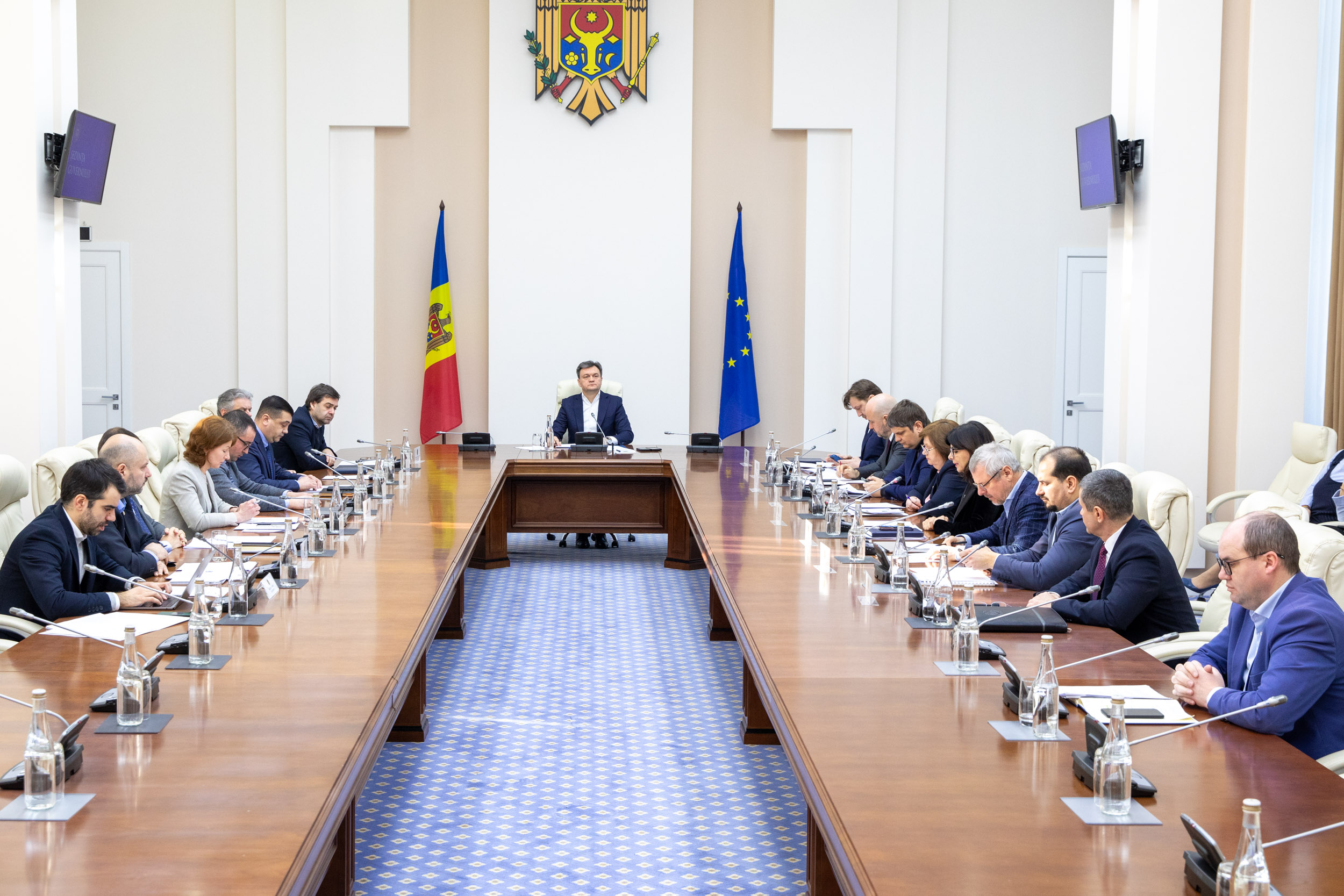 Noutăți bune pentru cei cu studii în străinătate