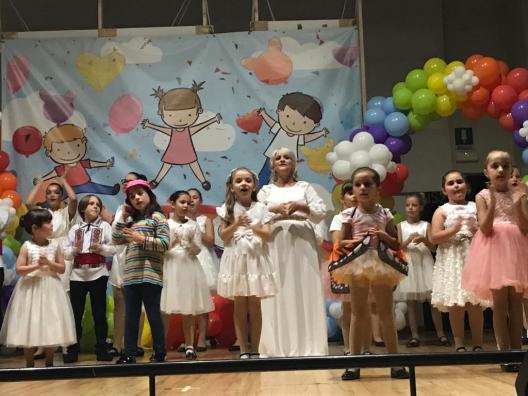 Proiectul DEH „Dor de țară, dor de neam” și-a încheiat activitățile printr-un spectacol, dedicat păcii